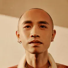 Listen to Desolate Chen, watch music videos, read bio, see tour dates & more!