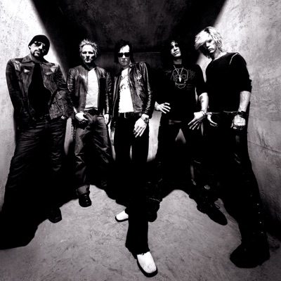 Listen to Velvet Revolver, watch music videos, read bio, see tour dates & more!