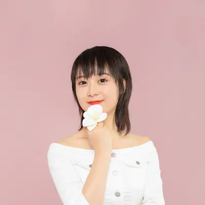 Listen to 杜倩倩, watch music videos, read bio, see tour dates & more!