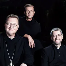 Dengarkan Die Priester, tonton video musik, baca bio, lihat tanggal tur & lainnya!