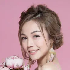 收听 李丽珊、观看音乐视频、阅读小传、查看巡演日期等 ！