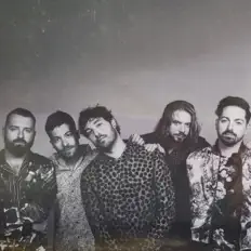 Ouve Red Sun Rising, vê vídeos de música, lê a biografia, vê as datas da digressão e muito mais!