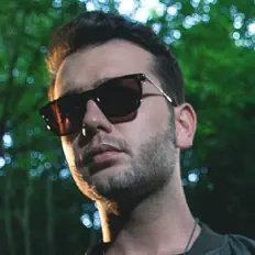 Listen to Tarık Sarul, watch music videos, read bio, see tour dates & more!