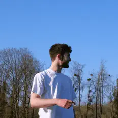 Écoutez Fūji, regardez des vidéoclips, lisez la biographie, consultez les dates de tournée et plus encore !