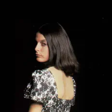 Listen to June Tabor, watch music videos, read bio, see tour dates & more!