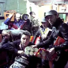 Listen to Die Aeronauten, watch music videos, read bio, see tour dates & more!