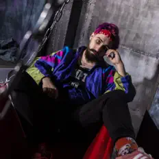 Ascolta #ЗАЦВ, guarda video musicali, leggi la biografia, vedi le date del tour & altro!