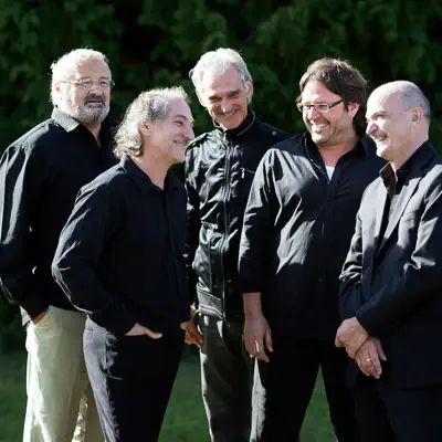 Listen to Les Charbonniers de l'Enfer, watch music videos, read bio, see tour dates & more!