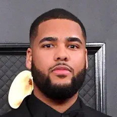 Listen to Vinylz, watch music videos, read bio, see tour dates & more!