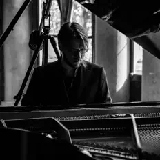 Listen to Raffaele Grimaldi, watch music videos, read bio, see tour dates & more!