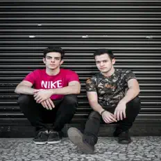 Ouça GRIFE, assista a videoclipes, leia a biografia, veja as datas das turnês e mais!