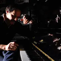 Dengarkan undefined, tonton video musik, baca bio, lihat tanggal tur & lainnya!