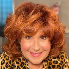 Poslechněte si interpreta Tzipi Shavit, sledujte hudební videa, přečtěte si životopis, podívejte se na data turné a další informace.