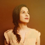 Shaina Taub