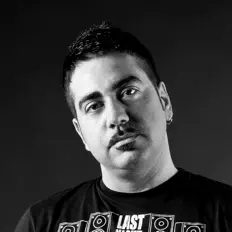 Fabio Tostiを聴いたり、ミュージックビデオを鑑賞したり、経歴やツアー日程などを確認したりしましょう！