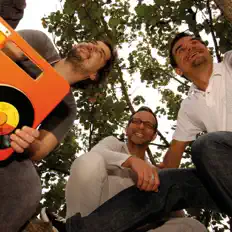Listen to Bossacucanova, watch music videos, read bio, see tour dates & more!
