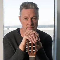 Dengarkan Friðrik Karlsson, tonton video musik, baca bio, lihat tanggal tur & lainnya!