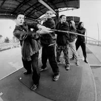 Ascolta undefined, guarda video musicali, leggi la biografia, vedi le date del tour & altro!