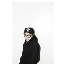 Choi Kyu Yeul: песни, клипы, биография, даты выступлений и многое другое.