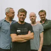 Hör dir Racoon & Hi-Polar an, schau dir Musikvideos an, lies die Biografie, finde Tourdaten und mehr!