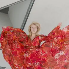 Listen to Viktoriya Makarskaya, watch music videos, read bio, see tour dates & more!