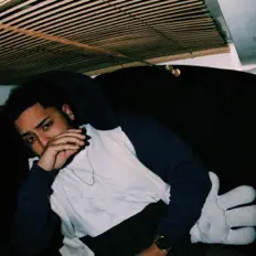 Escucha a Samie Bower, mira vídeos musicales, lee la biografía, consulta fechas de giras y mucho más.