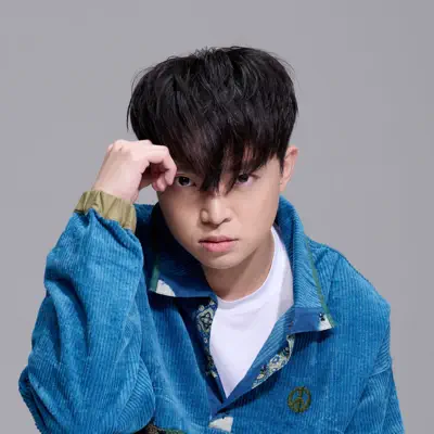 Listen to Edward Lai, watch music videos, read bio, see tour dates & more!