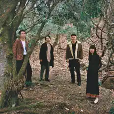 Mariana in our Headsを聴いたり、ミュージックビデオを鑑賞したり、経歴やツアー日程などを確認したりしましょう！