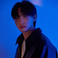 Ouve Choi Jae Heum, vê vídeos de música, lê a biografia, vê as datas da digressão e muito mais!