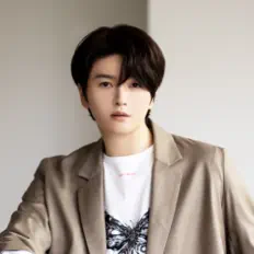 收听 KIM SUNGJE、观看音乐视频、阅读小传、查看巡演日期等 ！