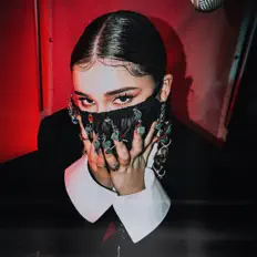 Écoutez мина, regardez des vidéoclips, lisez la biographie, consultez les dates de tournée et plus encore !