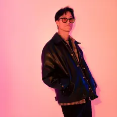 Ακούστε περιεχόμενο από kun, παρακολουθήστε μουσικά βίντεο, διαβάστε το βιογραφικό, δείτε ημερομηνίες περιοδείας, και πολλά ακόμη!