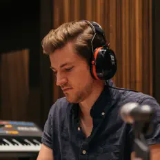 Listen to Alex Wright, watch music videos, read bio, see tour dates & more!