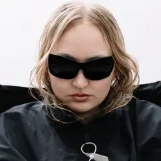 Dengarkan ШЫЛКО, tonton video musik, baca bio, lihat tanggal tur & lainnya!