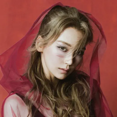Listen to Zaina Sze, watch music videos, read bio, see tour dates & more!