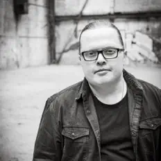 Listen to Angelo Kelly, watch music videos, read bio, see tour dates & more!