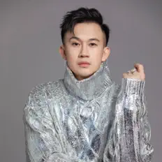 Listen to Dương Triệu Vũ, watch music videos, read bio, see tour dates & more!