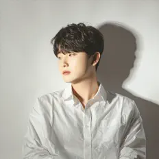 Escucha a KIM DAE KWON, mira vídeos musicales, lee la biografía, consulta fechas de giras y mucho más.