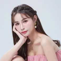 收听 刘玉婷、观看音乐视频、阅读小传、查看巡演日期等 ！