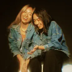 Dengarkan Sam&Steff, tonton video musik, baca bio, lihat tanggal tur & lainnya!