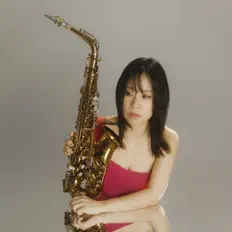 聆聽 Ruby Pan 潘子爵、觀看音樂影片、閱讀小傳、查看巡演日期等！