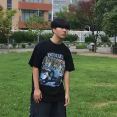 Listen to KIM JIN WOO, watch music videos, read bio, see tour dates & more!