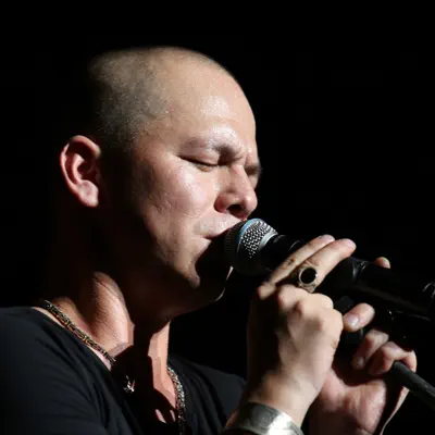 Listen to Ferhat khalik, watch music videos, read bio, see tour dates & more!