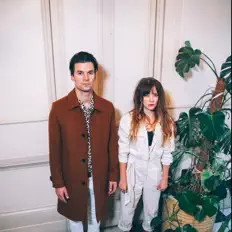 Escucha a The Blind Suns, mira videos musicales, lee su biografía, consulta las fechas de las gira y más.