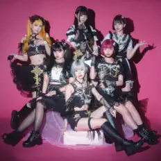 BLACKNAZARENEを聴いたり、ミュージックビデオを鑑賞したり、経歴やツアー日程などを確認したりしましょう！