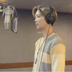 Listen to 윤진솔, watch music videos, read bio, see tour dates & more!