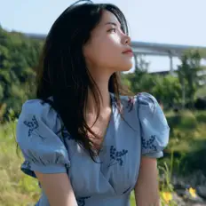 收听 Gunji、观看音乐视频、阅读小传、查看巡演日期等 ！