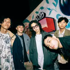 Hör dir Sleeping Walkers an, schau dir Musikvideos an, lies die Biografie, finde Tourdaten und mehr!