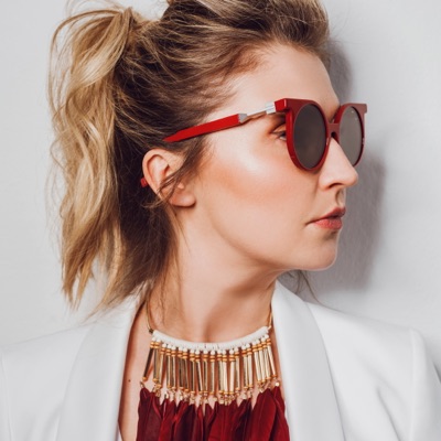 Listen to Karolina Leszko, watch music videos, read bio, see tour dates & more!