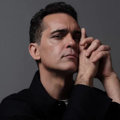Listen to Pedro Alonso, watch music videos, read bio, see tour dates & more!